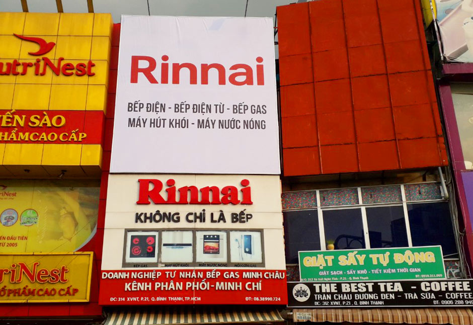 thi công hệ thống showroom bếp rinna